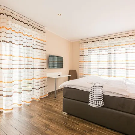 Lifestyle _ Vip_lounge_suite *